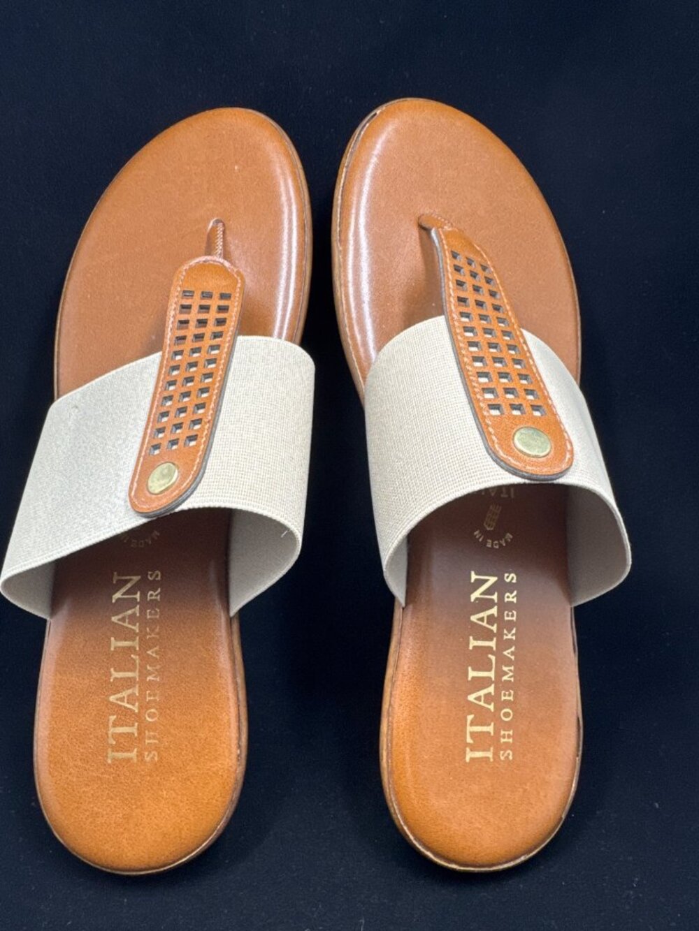 Italian Shoemakers Afia Sandals Women's Size 8 Tan Beige - MINT!